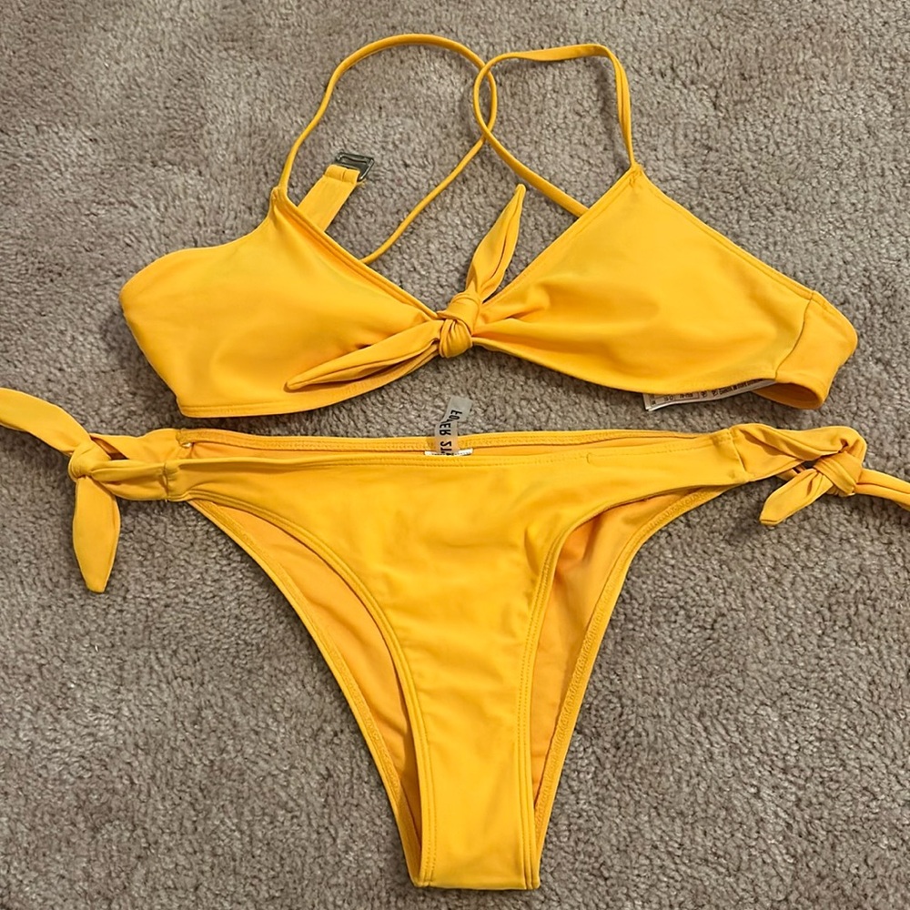 Forever 21 bikini M